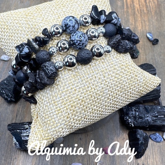 Snowflake Obsidiand beaded bracelet/protection for Scorpio - Picture 2 of 5